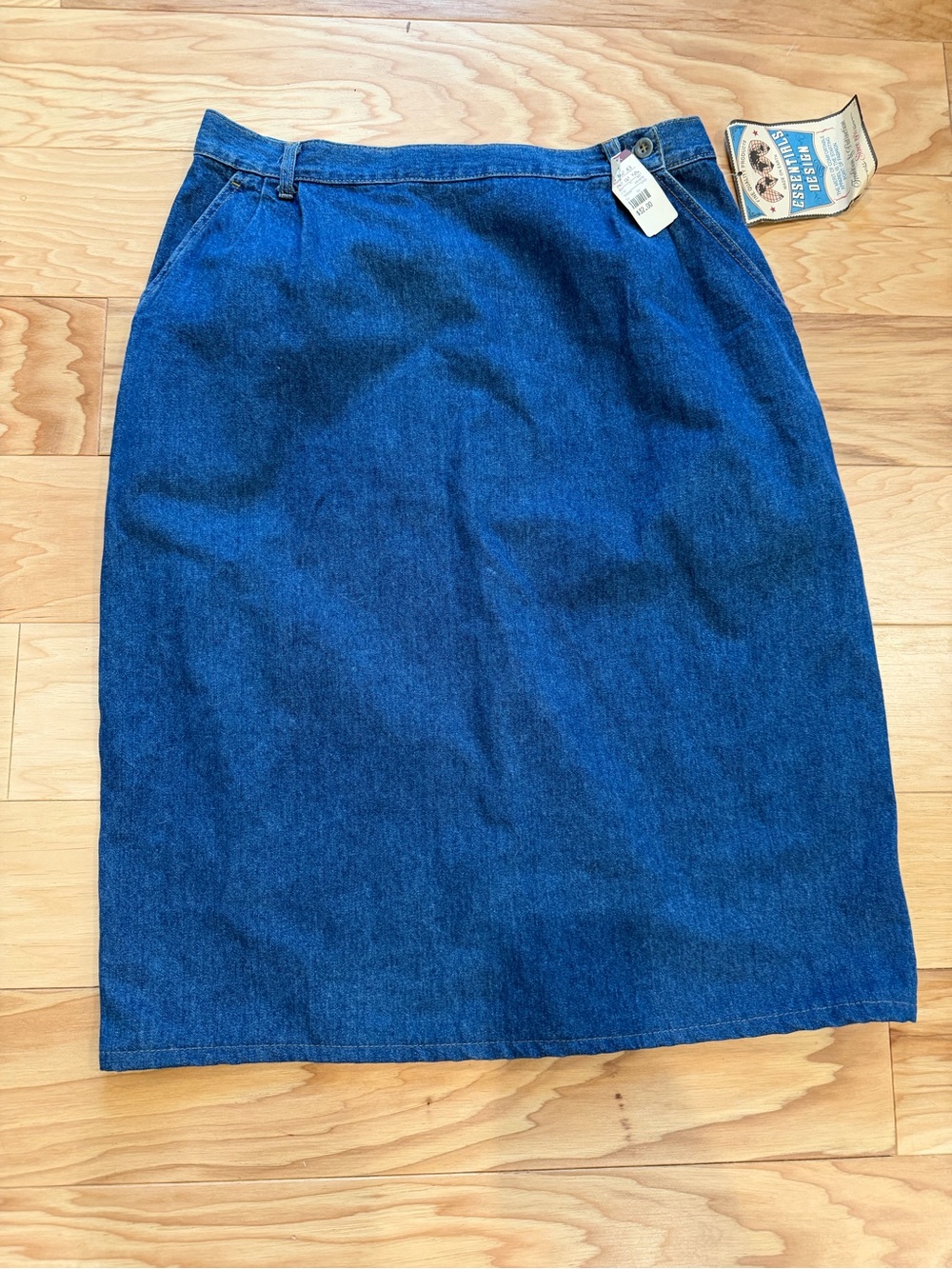 Vintage Essential Sport Denim Midi Skirt NWT Size 16 Deadstock 90s medium wash